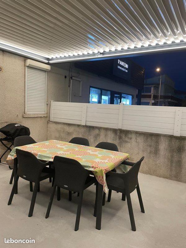 Petite Maison A 100m De La Holiday home