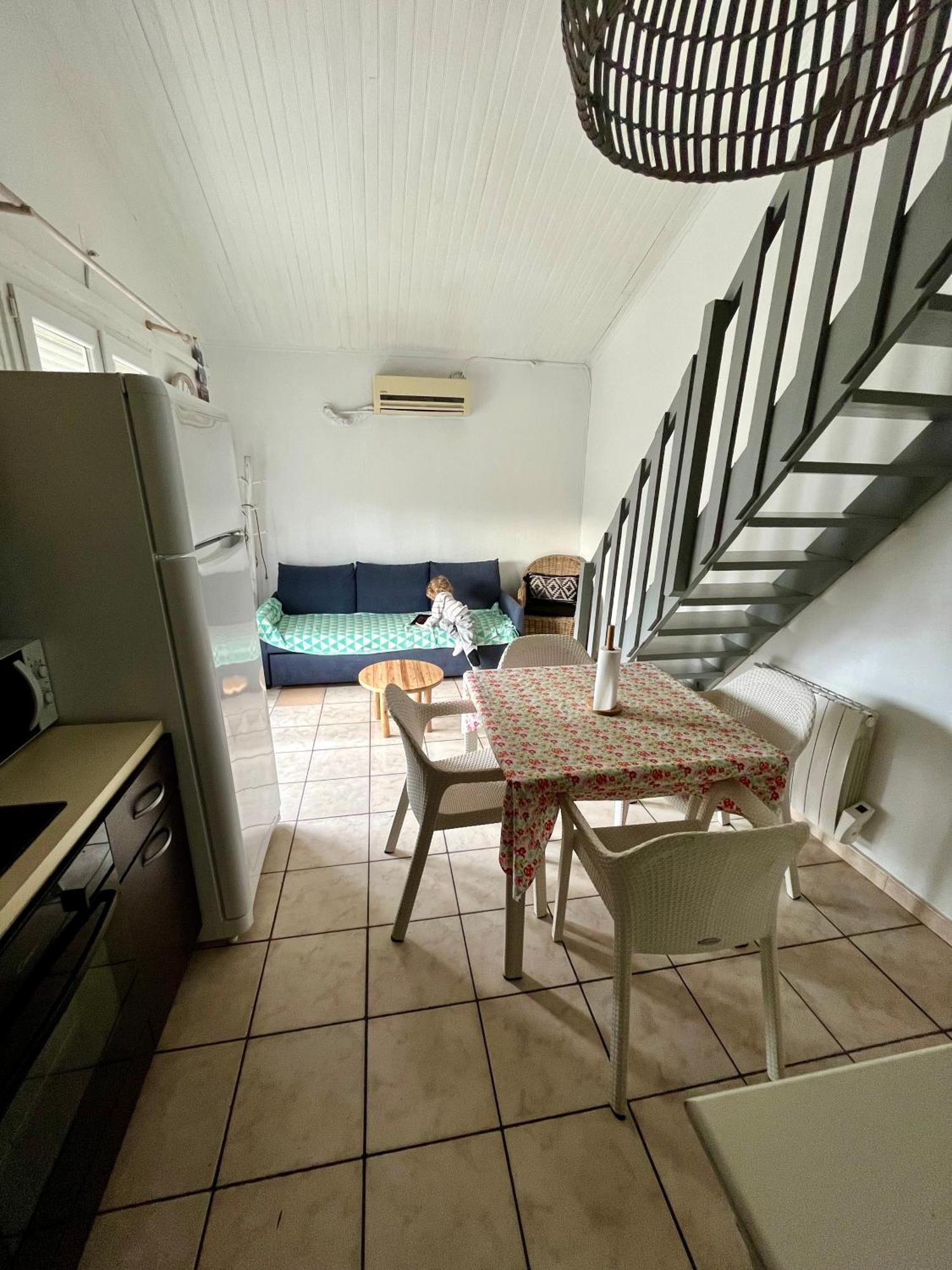 Petite Maison A 100m De La *