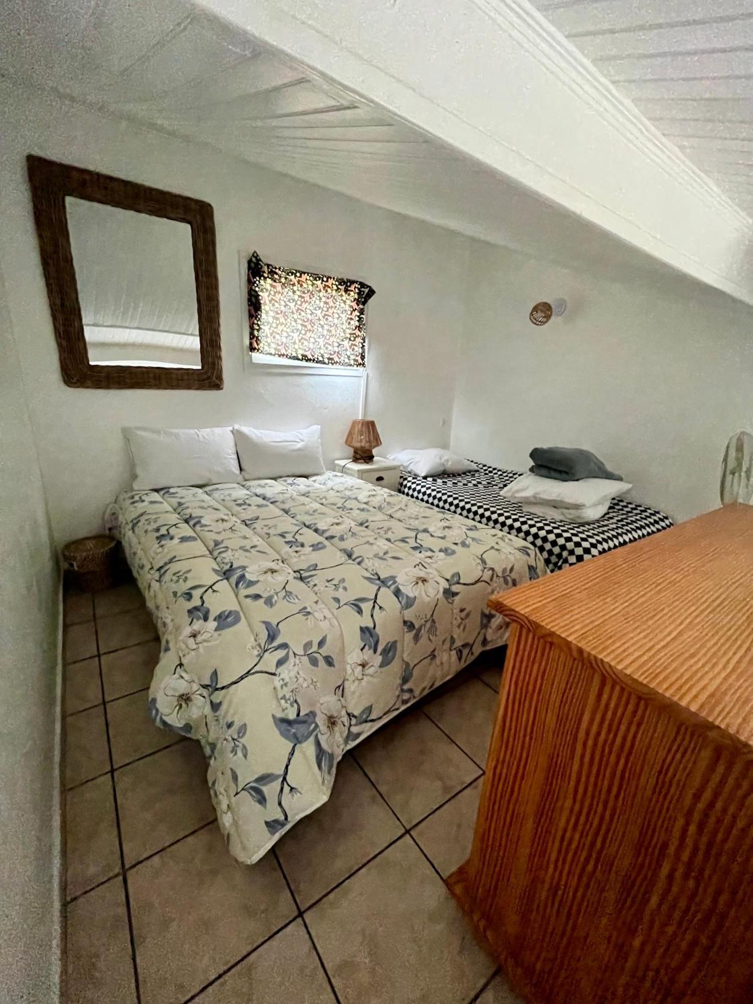 Petite Maison A 100m De La *